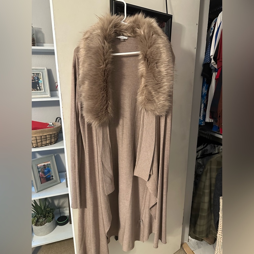 XL fur neck cardigan sweater